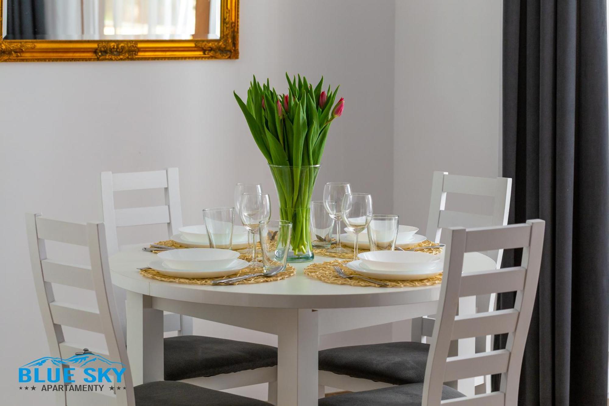 Apartamenty Bluesky - Nad Lomnica15 - Centrum Karpacza, Blisko Deptaka Rum bild